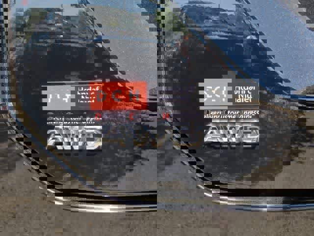 Used 2025 Honda Pilot Elite image 9