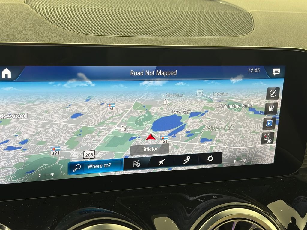 Used 2023 Mercedes-Benz EQB 300 4MATIC image 19