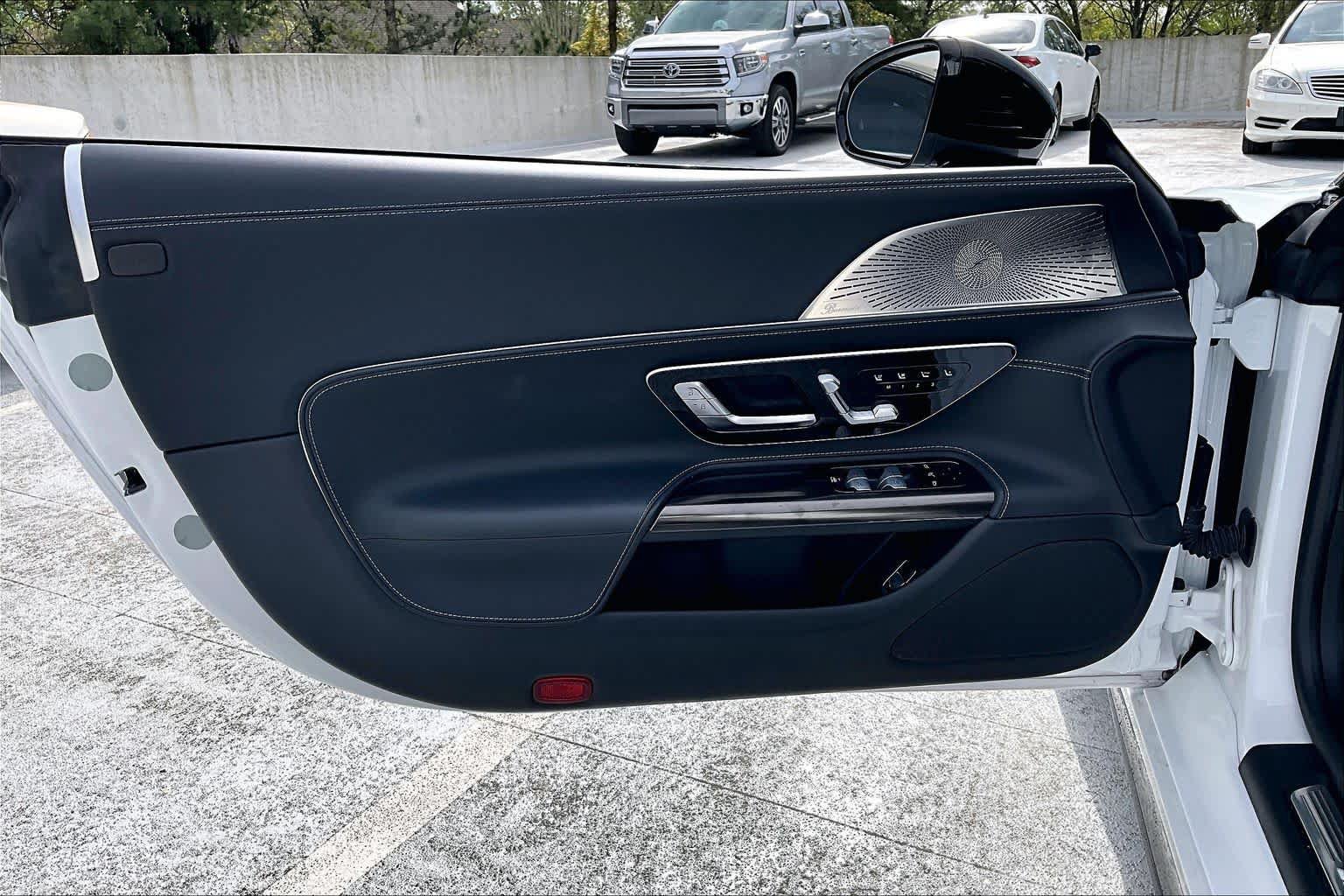 Used 2022 Mercedes-Benz SL 55 AMG 4MATIC image 19
