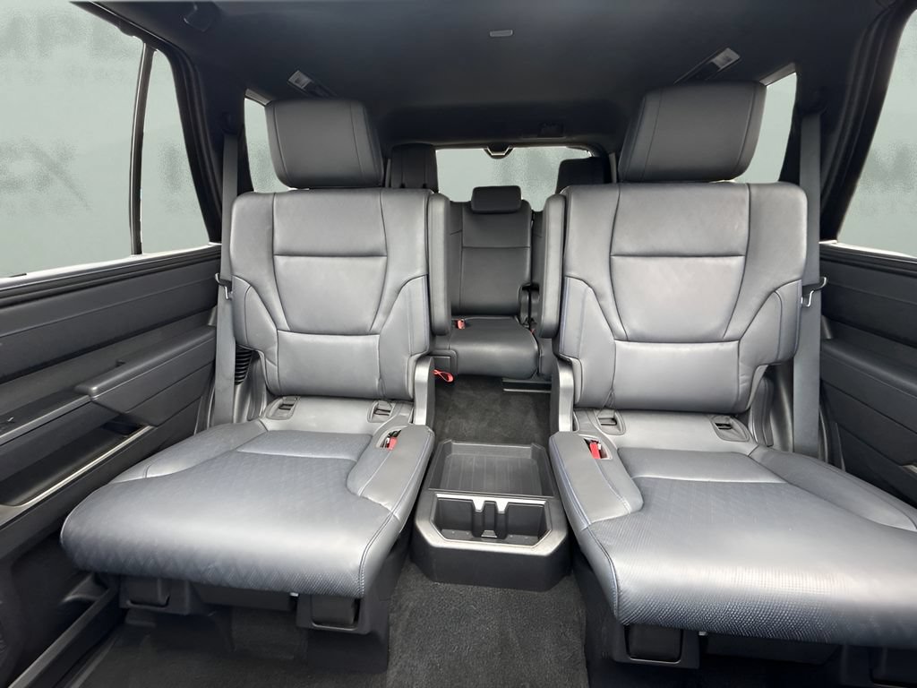 Used 2026 Toyota Sequoia Platinum AWD/4WD image 9