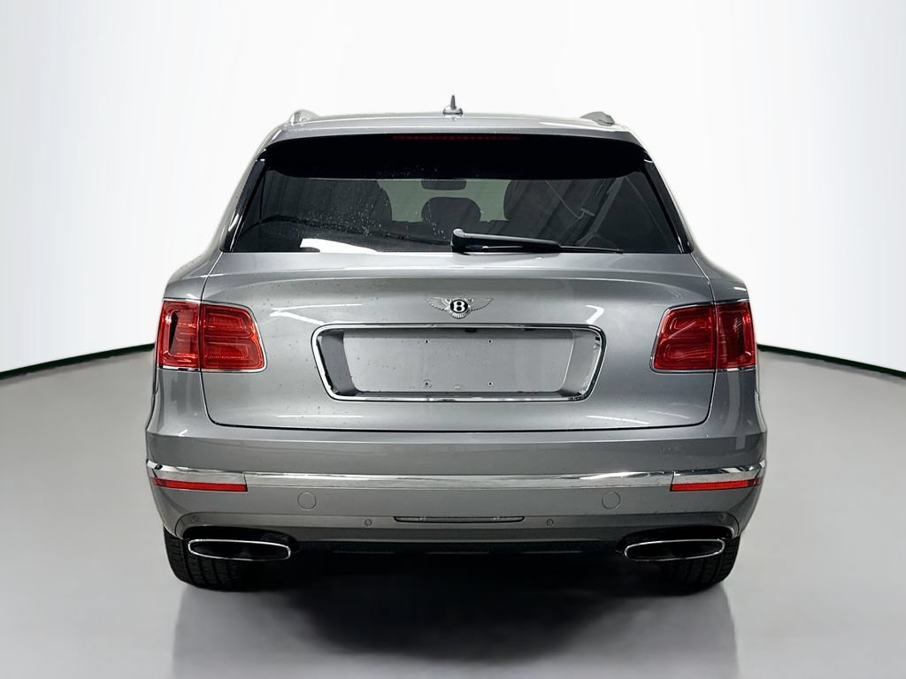 Used 2018 Bentley Bentayga AWD/4WD image 10