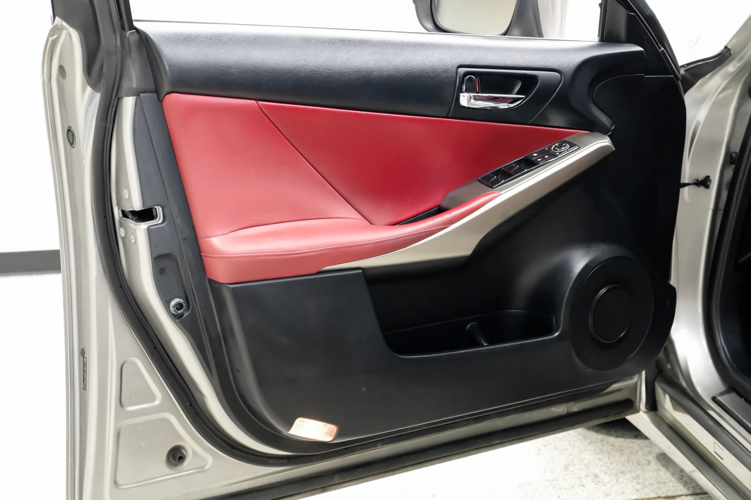 Used 2015 Lexus IS 350 w/ F-Sport Package RWD image 41