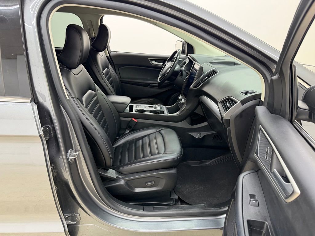 Used 2021 Ford Edge SEL image 10