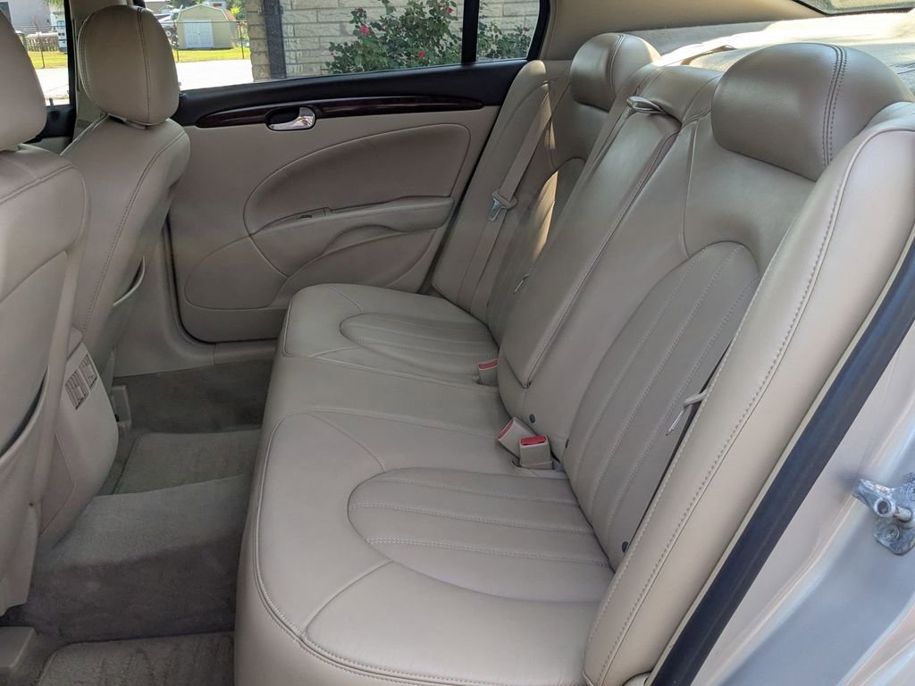 Used 2008 Buick Lucerne CXL FWD image 9