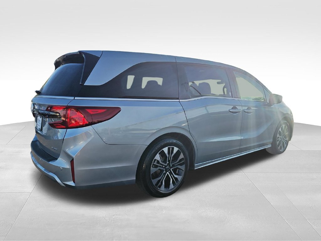 Used 2025 Honda Odyssey Elite image 5