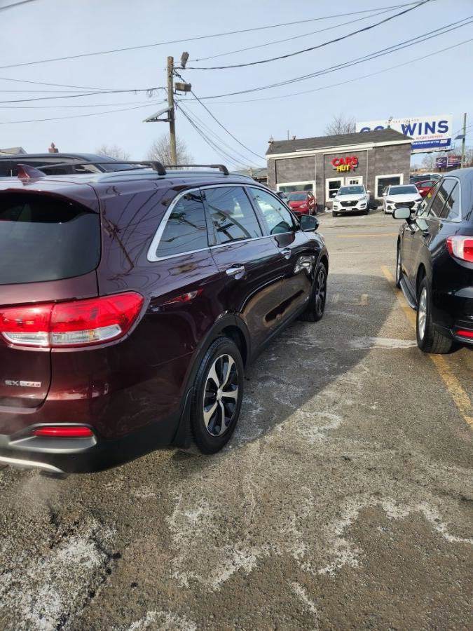 Used 2018 Kia Sorento EX image 4