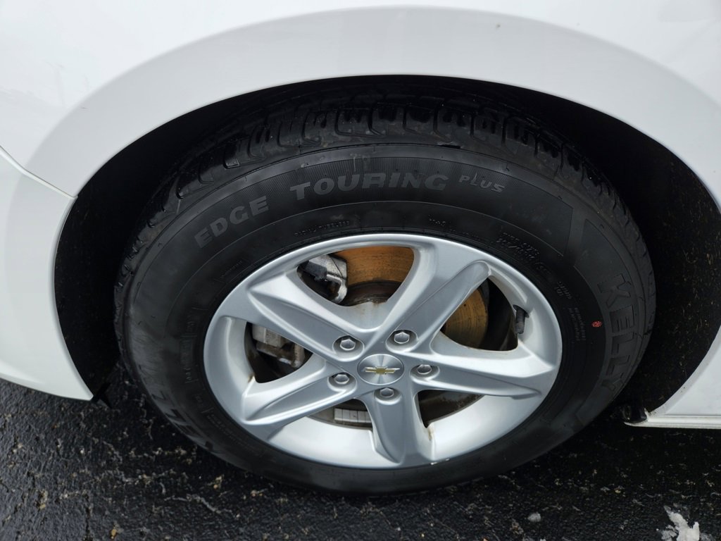 Used 2020 Chevrolet Malibu LS image 10