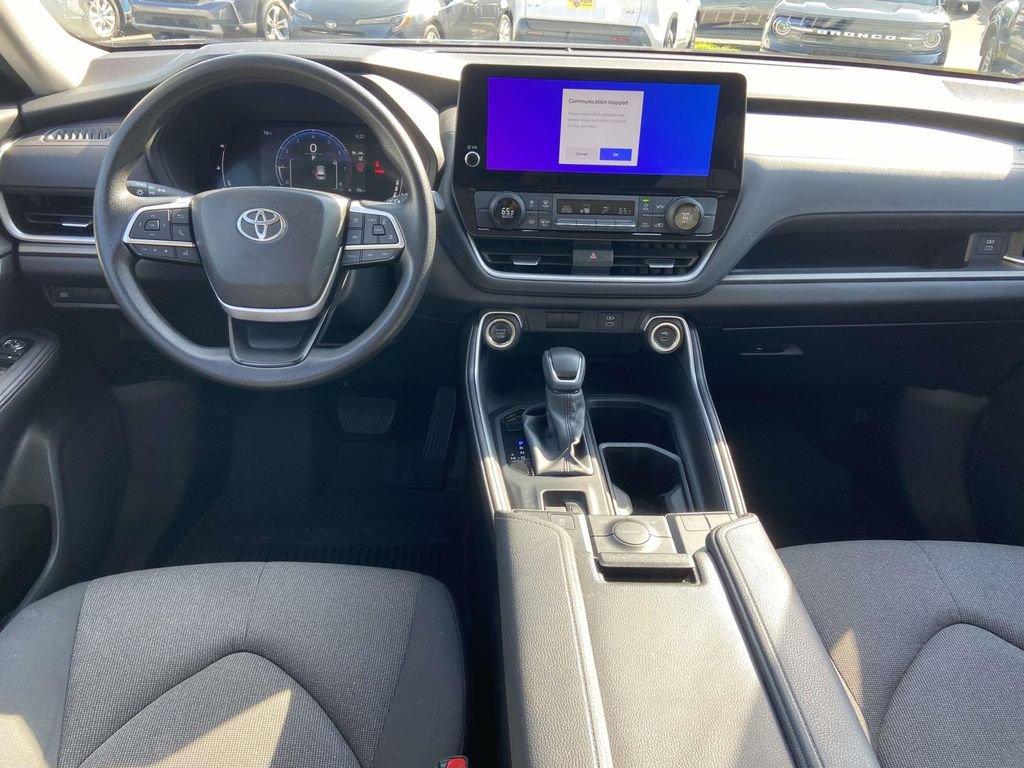 Used 2025 Toyota Grand Highlander FWD image 12