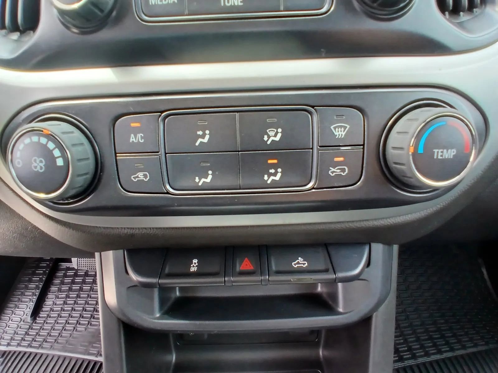 Used 2016 Chevrolet Colorado LT RWD image 27
