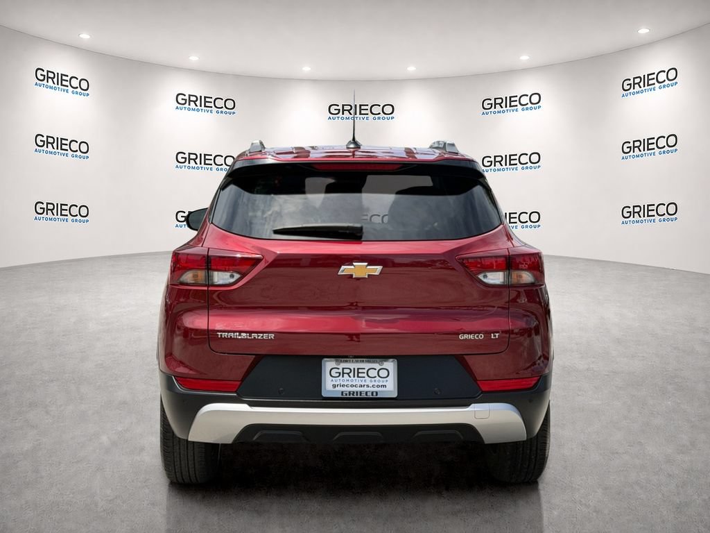 Certified 2023 Chevrolet TrailBlazer LT w/ Convenience Package FWD image 6