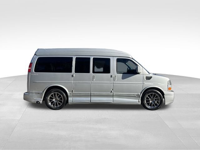 Used 2014 GMC Savana 1500 RWD image 6