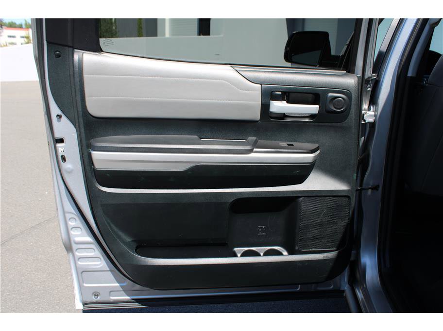 Used 2017 Toyota Tundra Limited w/ Limited Premium Package image 12