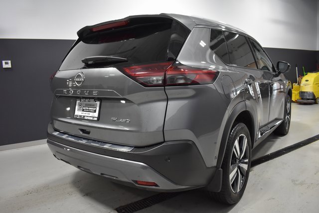 Certified 2023 Nissan Rogue SL w/ SL Premium Package image 8
