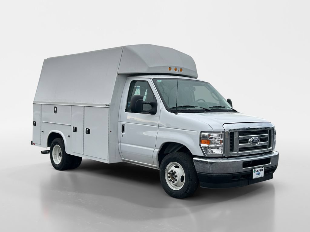 New 2025 Ford E-350 and Econoline 350 Super Duty w/ Power Equipment Group RWD image 7