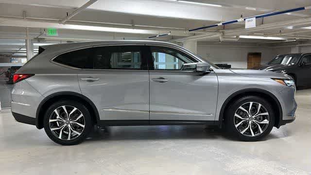 Used 2022 Acura MDX SH-AWD w/ Technology Package image 33