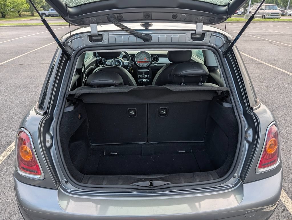 Used 2010 MINI Cooper Hardtop FWD image 15
