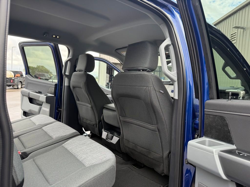 New 2026 Ford F250 XLT w/ XLT Premium Package image 20
