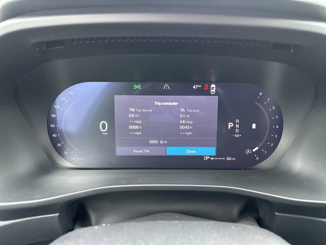 New 2026 Volvo XC40 B5 Plus w/ Climate Package image 17