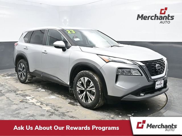 Used 2023 Nissan Rogue SV image 1