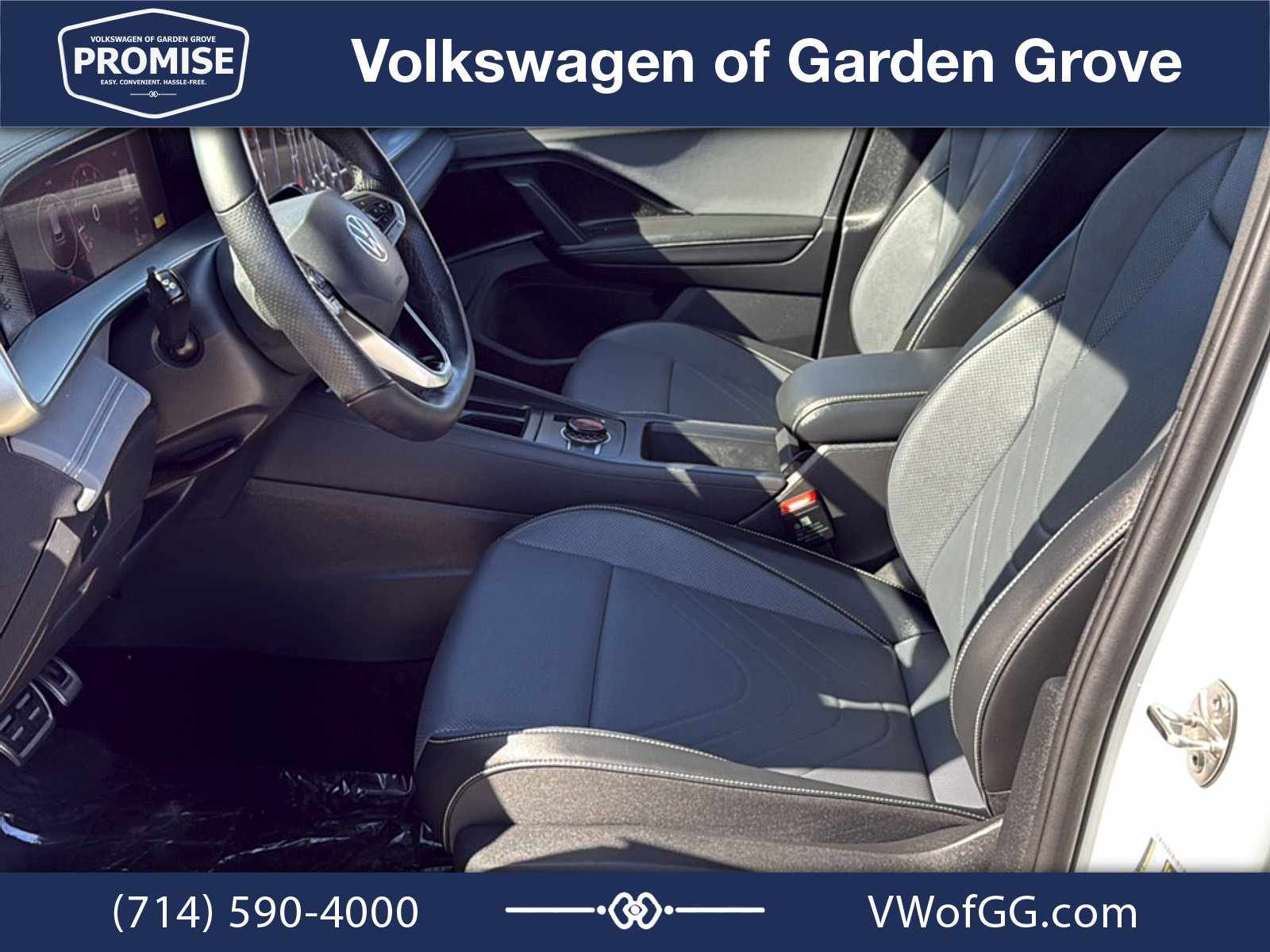 New 2026 Volkswagen Tiguan SE R-Line FWD image 15