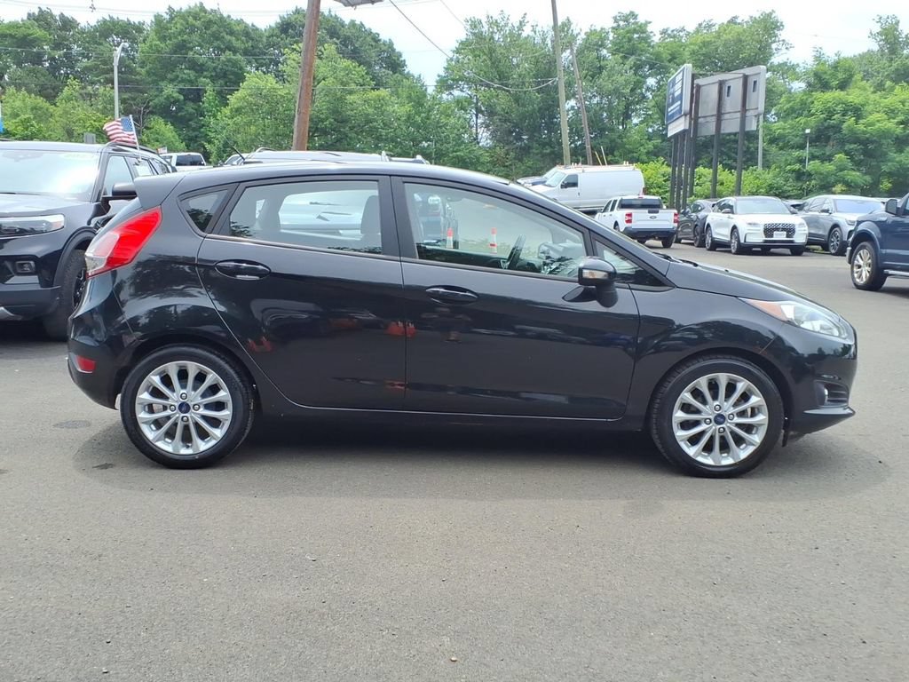 Used 2014 Ford Fiesta SE w/ Equipment Group 201A FWD image 18