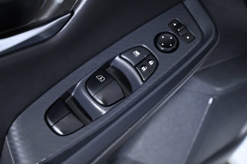 Certified 2023 Nissan Sentra SV FWD image 24