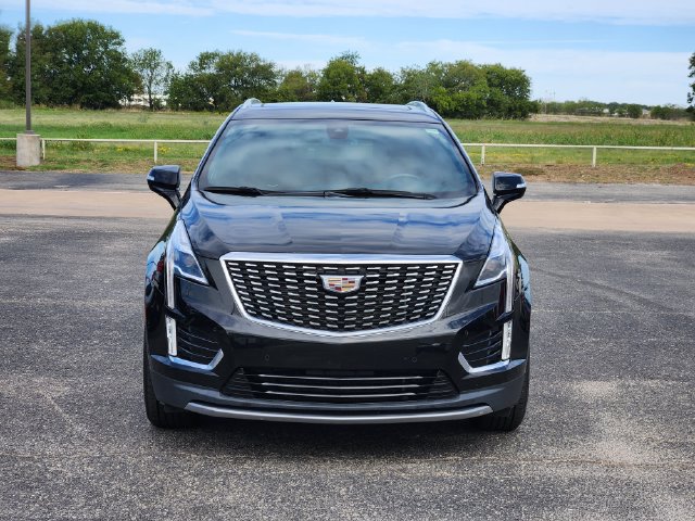 Used 2020 Cadillac XT5 Premium Luxury FWD image 2