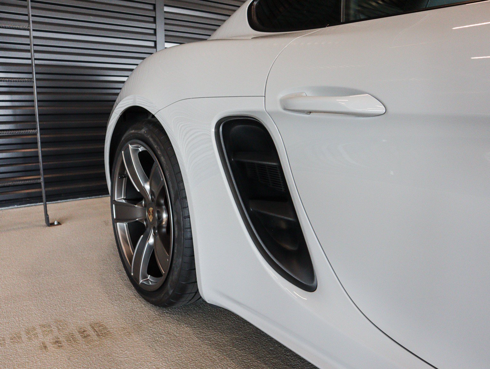 Certified 2024 Porsche 718 Cayman S RWD image 30