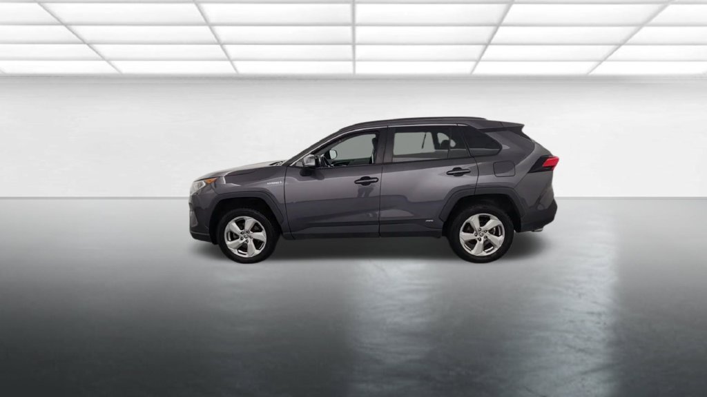 Used 2021 Toyota RAV4 XLE Premium AWD/4WD image 5