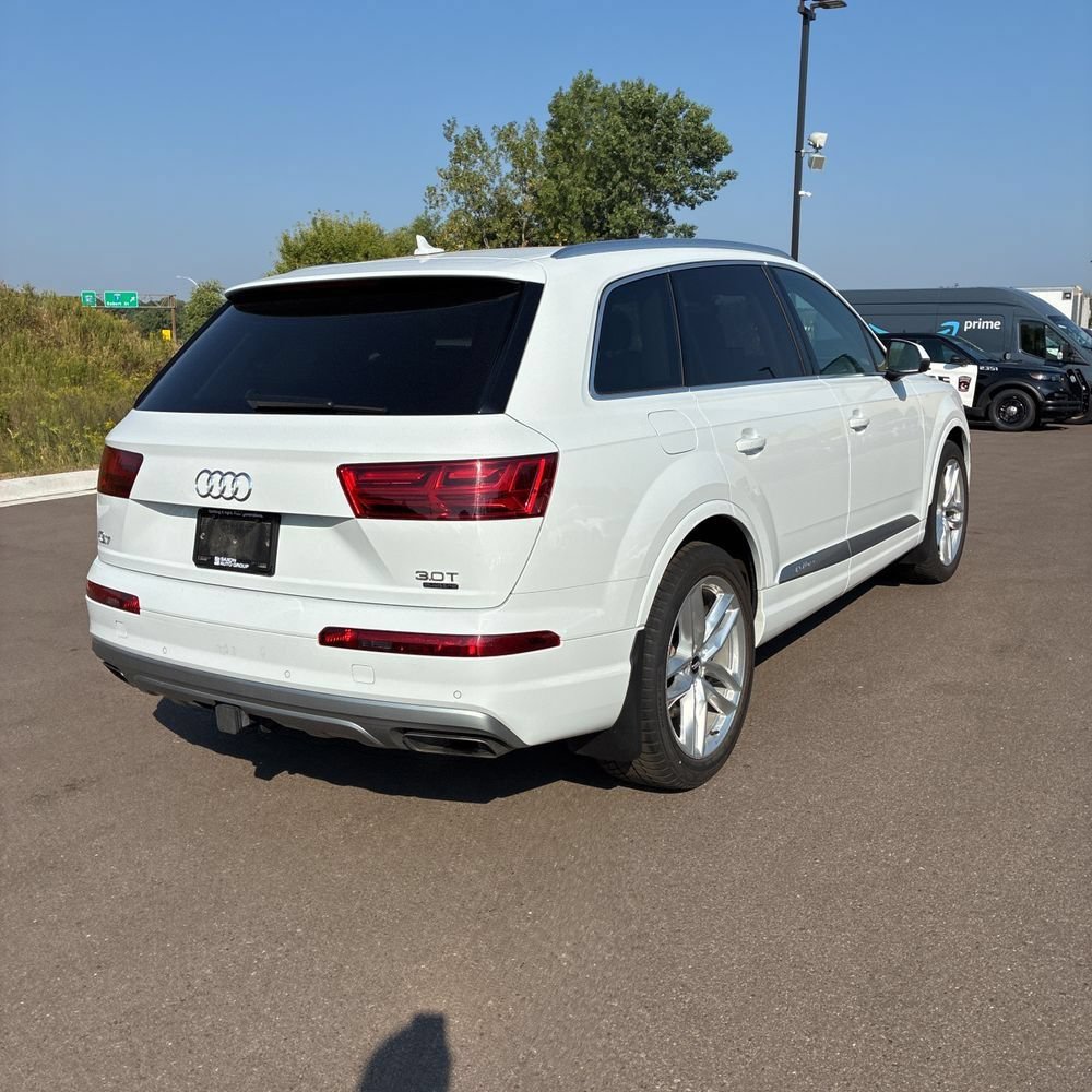 Used 2018 Audi Q7 3.0T Prestige w/ Prestige Package AWD/4WD image 3