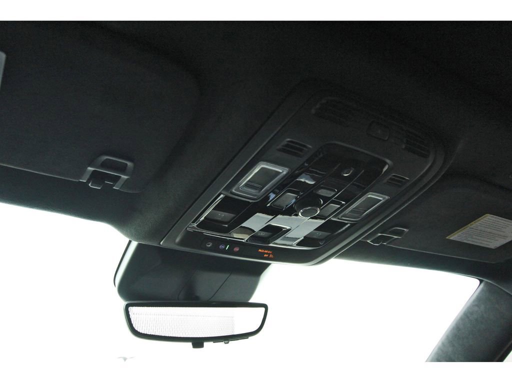 Certified 2025 Cadillac Escalade ESV Sport Platinum image 25