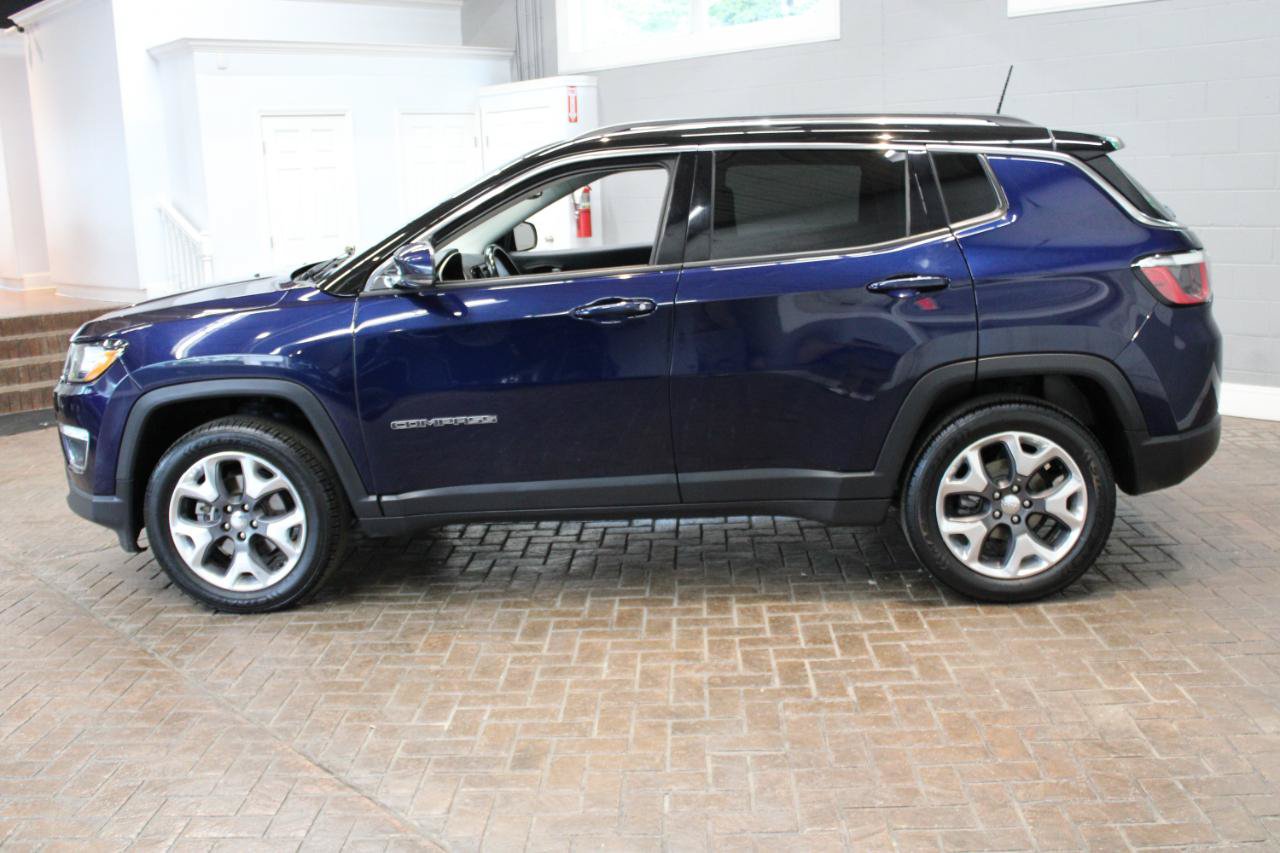 Used 2017 Jeep Compass Limited AWD/4WD image 4