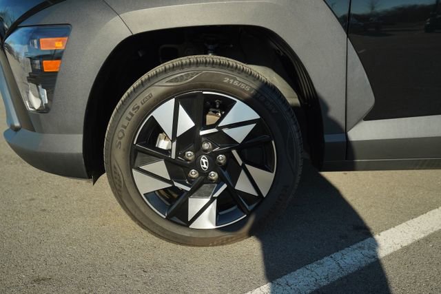 Used 2024 Hyundai Kona SEL image 11
