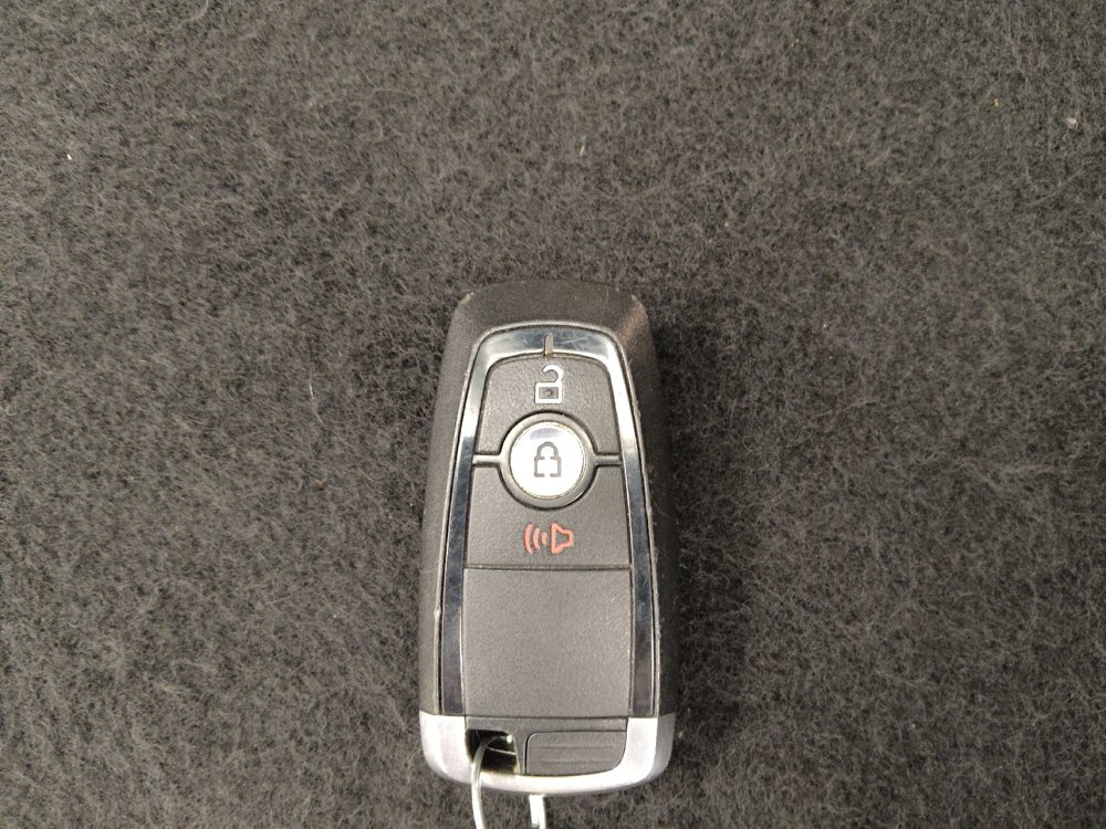 Used 2018 Ford Edge SEL w/ Equipment Group 201A FWD image 32