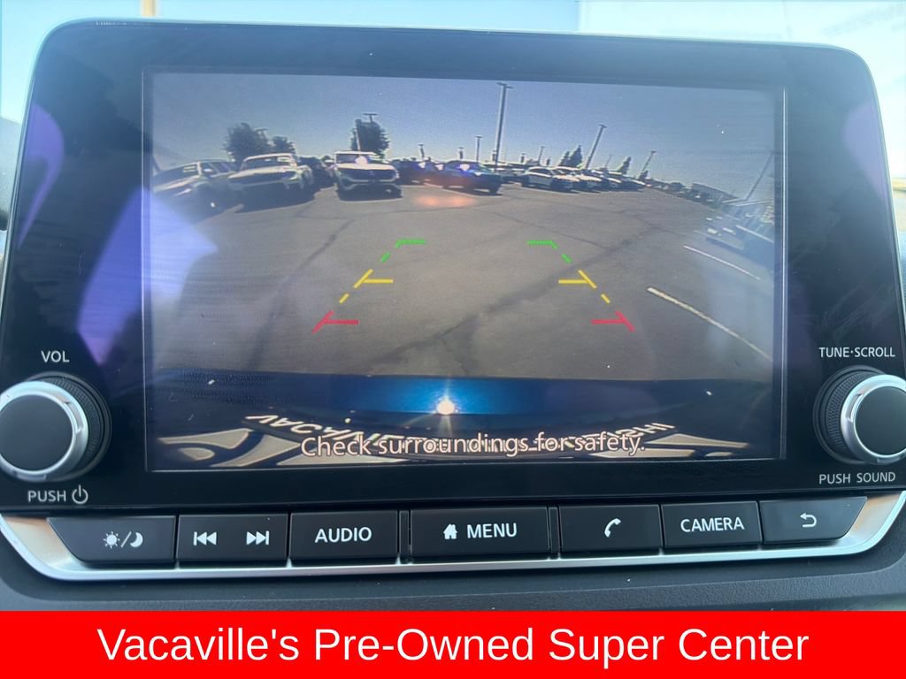 Used 2025 Nissan Rogue SV FWD image 20