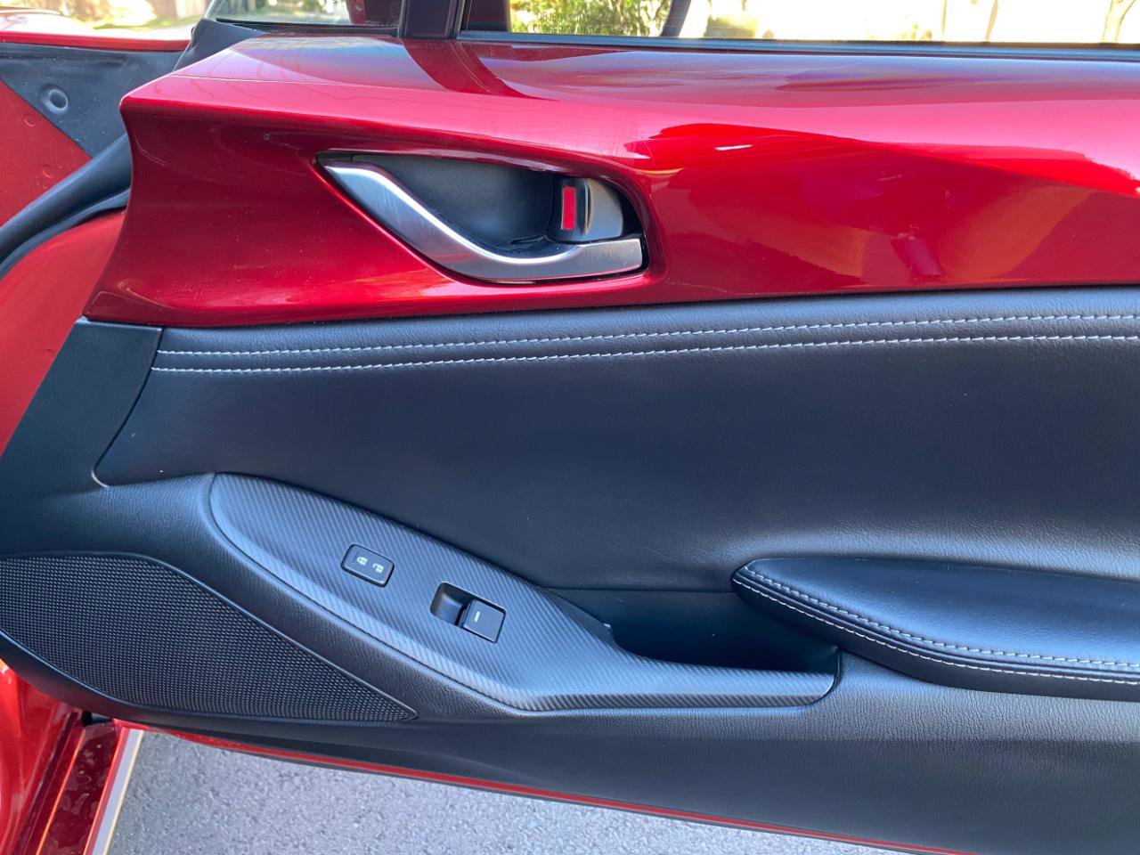 Used 2021 MAZDA MX-5 Miata RF Grand Touring RWD image 33