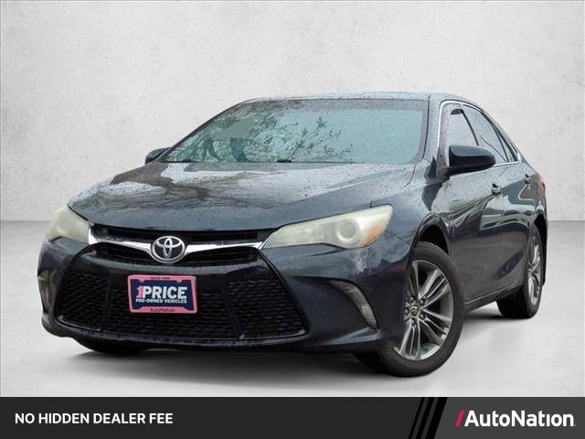 Used 2015 Toyota Camry SE w/ Moonroof Package FWD image 1