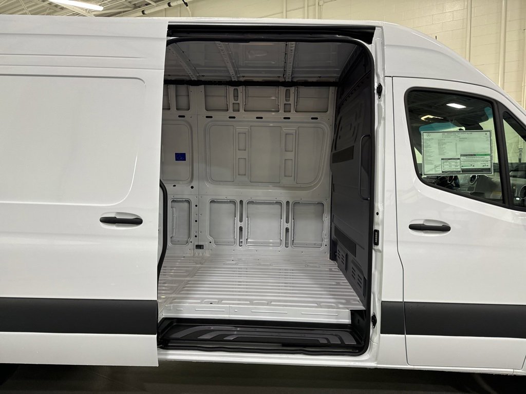 New 2025 Mercedes-Benz Sprinter 3500 image 15