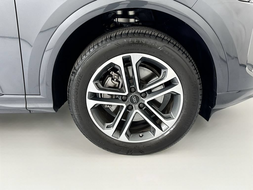 Certified 2025 Audi Q5 Premium w/ Premium Plus AWD/4WD image 33