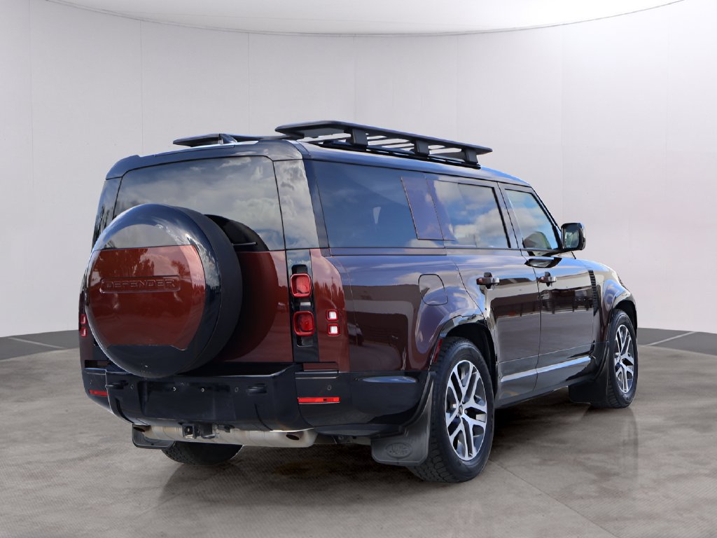 Certified 2025 Land Rover Defender 130 X-Dynamic SE AWD/4WD image 7