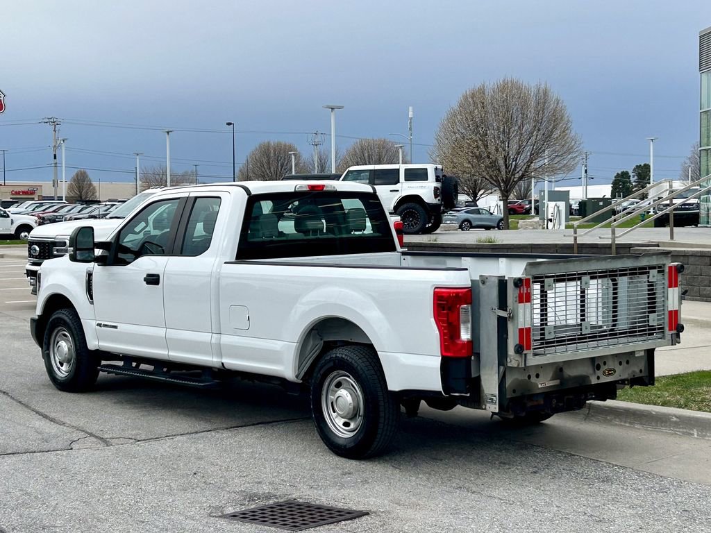 Used 2019 Ford F250 XL w/ Power Equipment Group image 4
