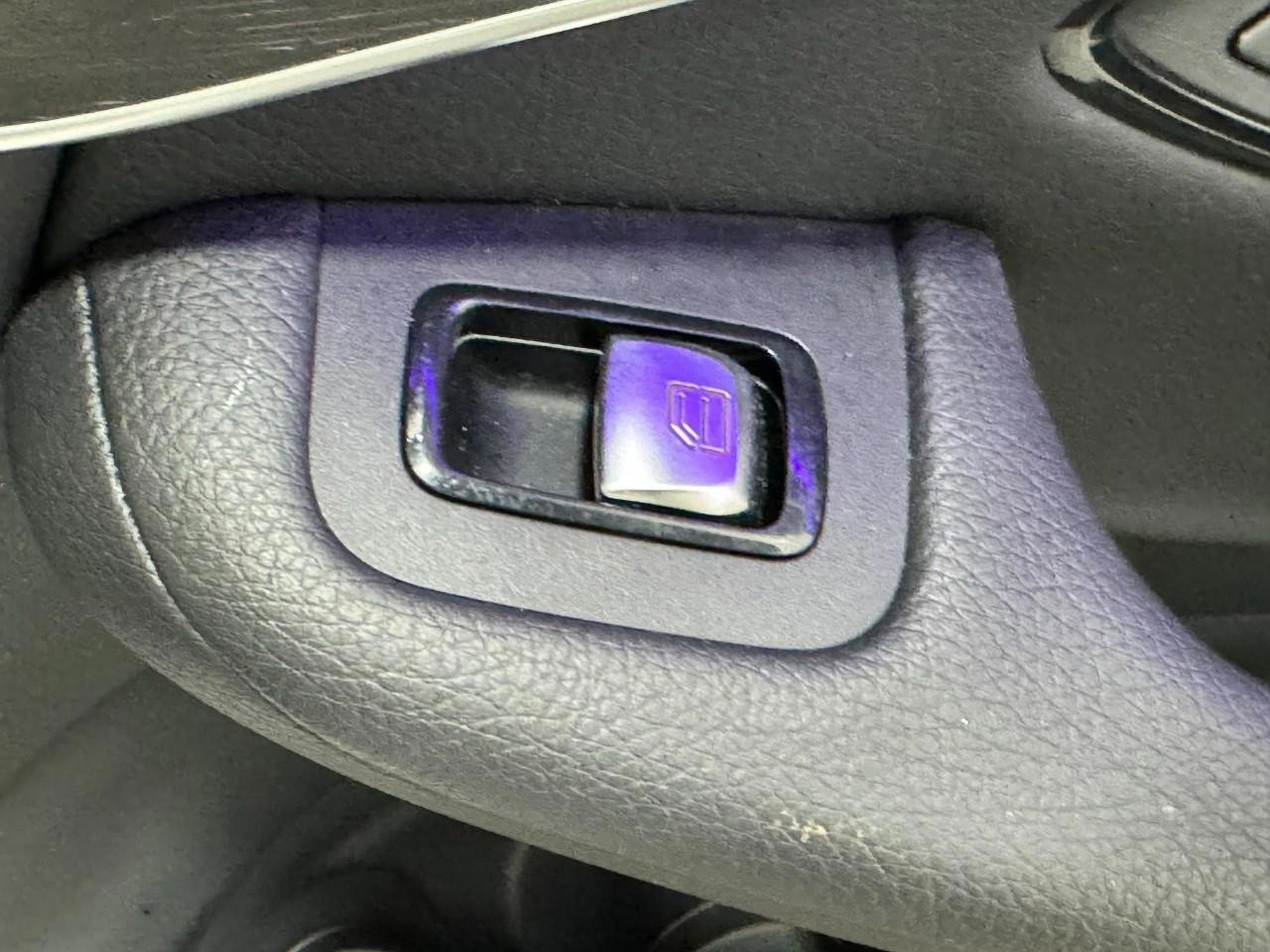 Used 2022 Mercedes-Benz GLC 300 4MATIC image 20