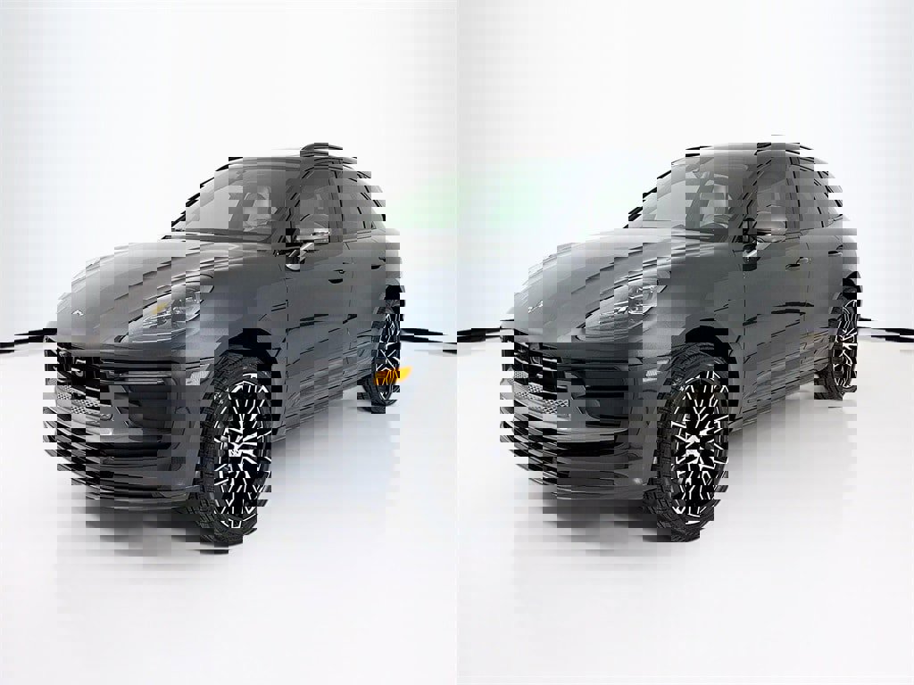 New 2026 Porsche Macan Turbo video 1