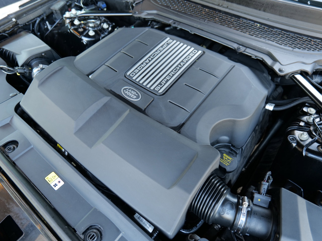 Used 2015 Land Rover Range Rover Sport HSE image 57