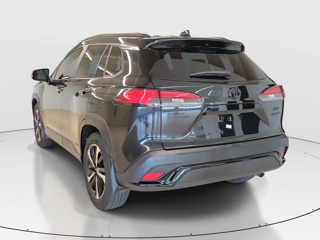 Used 2024 Toyota Corolla Cross XSE w/ Convenience Package AWD/4WD image 5