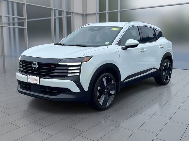 Used 2025 Nissan Kicks SR AWD/4WD image 4
