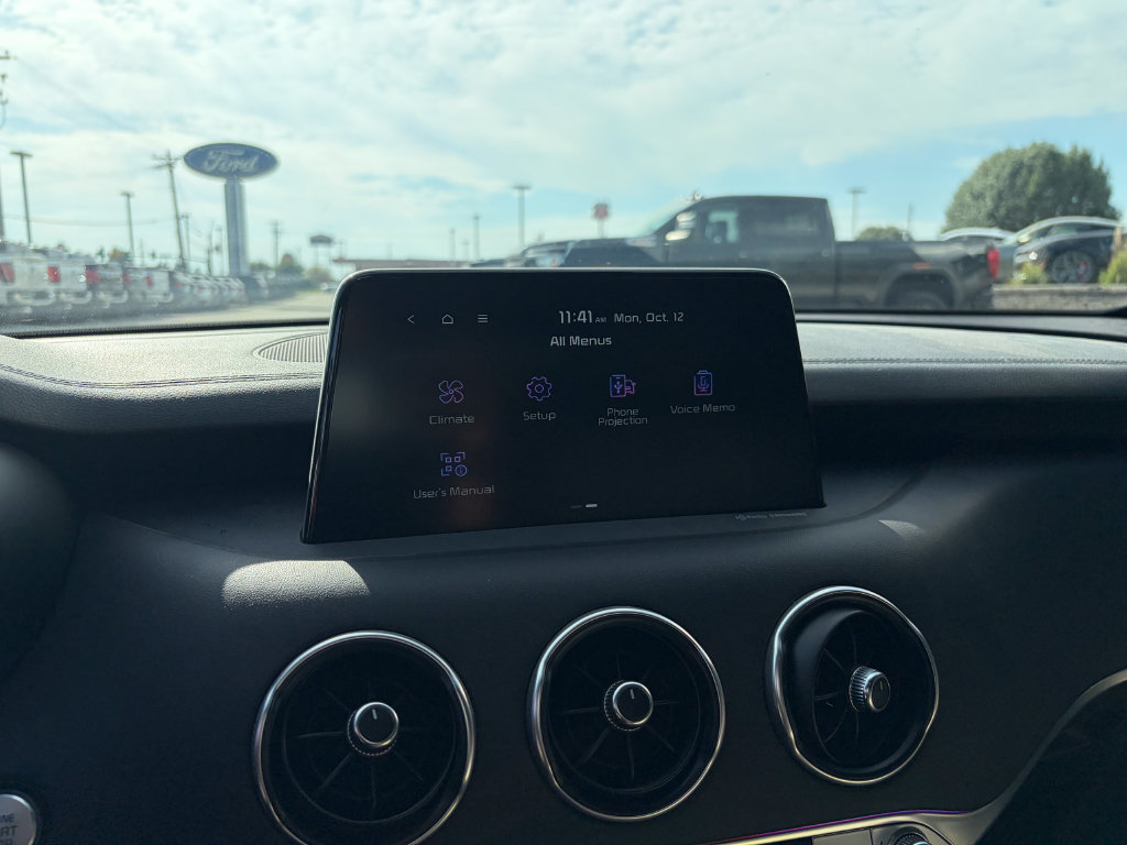 Used 2018 Kia Stinger GT2 AWD/4WD image 25