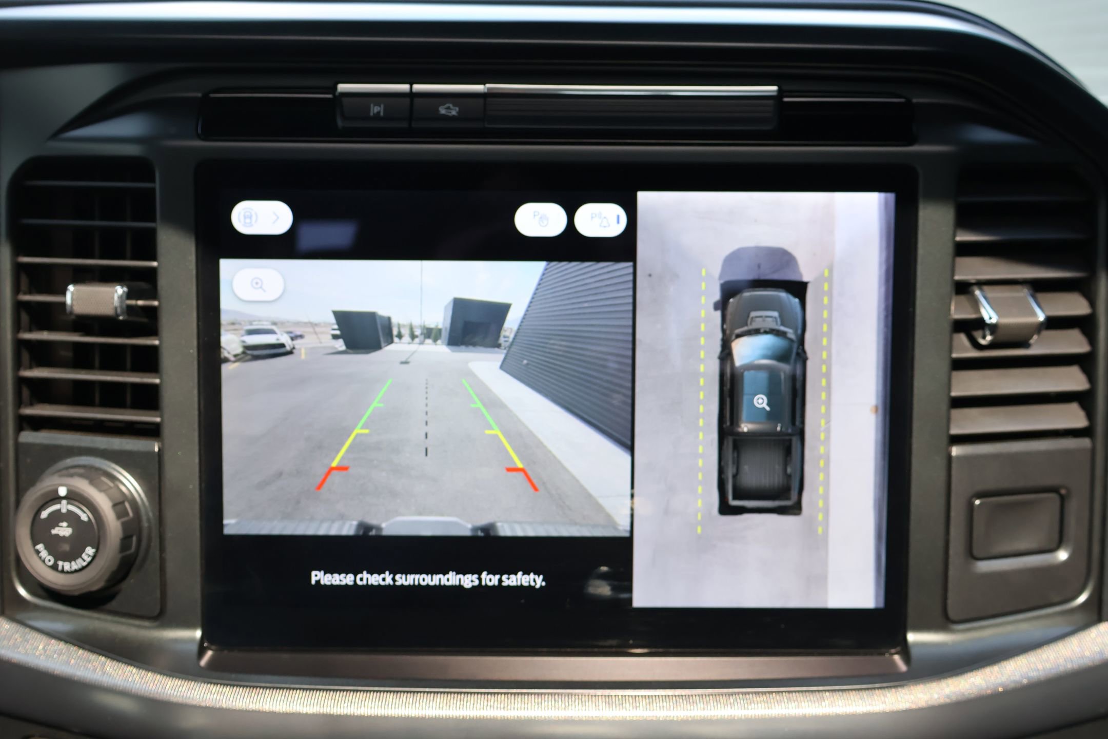 Used 2025 Ford F150 Raptor image 17