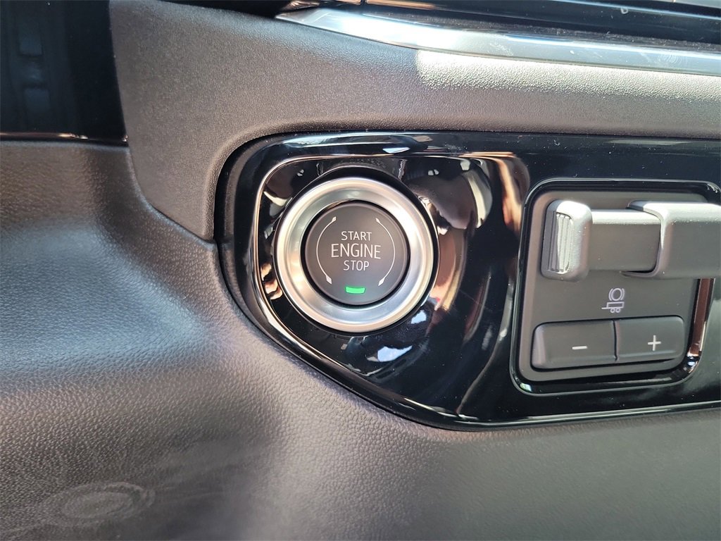 New 2025 GMC Sierra 1500 SLE w/ Preferred Package image 24