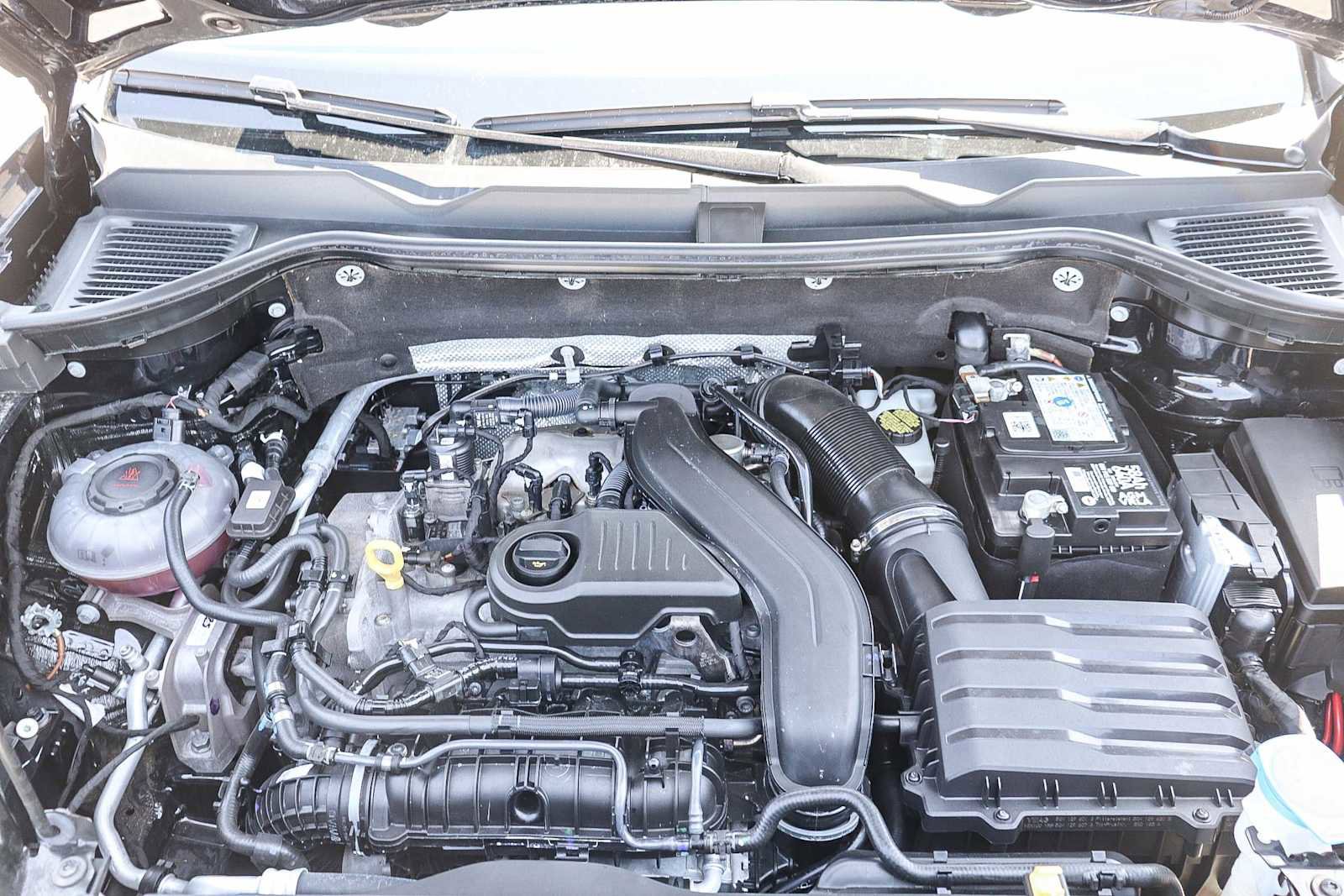 Used 2022 Volkswagen Taos SE image 23